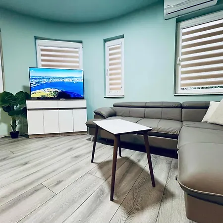 Nj Deluxe Rooms Varna Exterior photo